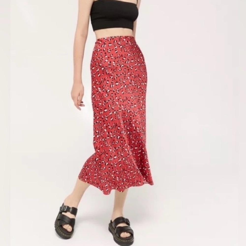 Urban Outfitters Red Leopard Satin Like Midi Skirt size Medium